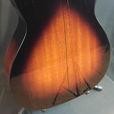 Blueridge BR-343 “Worship Model” Auditorium Acoustic Guitar Vintage Sunburst w/ Case image 9