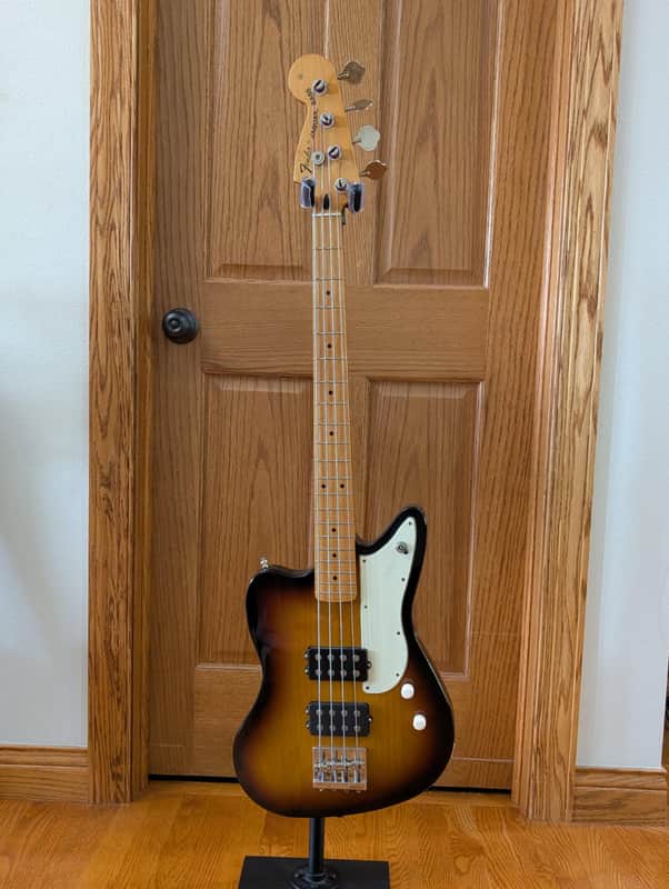 Fender Pawn Shop Series Reverse Jaguar Bass