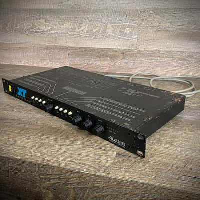 Alesis XT Digital Reverb 1U Vintage Rack Unit - USED image 2