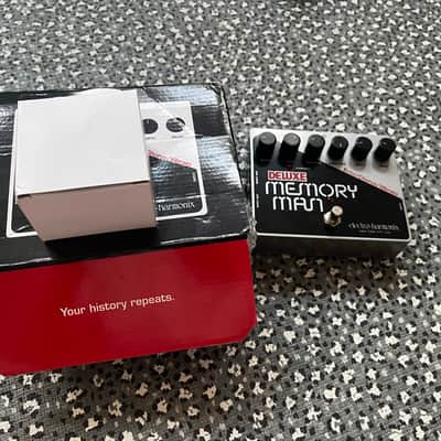 Electro-Harmonix Deluxe Memory Man 550Ms Analog Delay / Chorus / Vibrato 2008 - Present - Black / Silver image 2