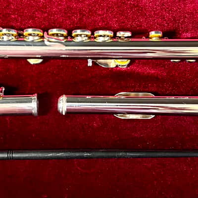 Yamaha YFL 282 Open Hole Flute 🔥 Plays Great🔥 Gorgeous 😎 image 6