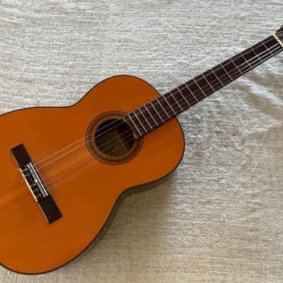 Vintage Suzuki Classical Acoustic Guitar Model 700 + Original Gig Bag Nagoya Japan Suzuki Violin Co. image 2