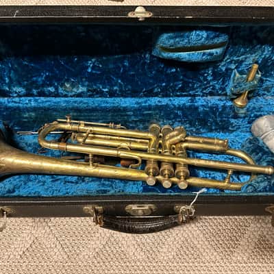 CG Conn LTD New York Symphony Special 1940s Trumpet image 1