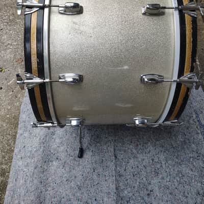 Ludwig "Standard" 14x22 Bass Drum Late 60's/Early 70's image 2