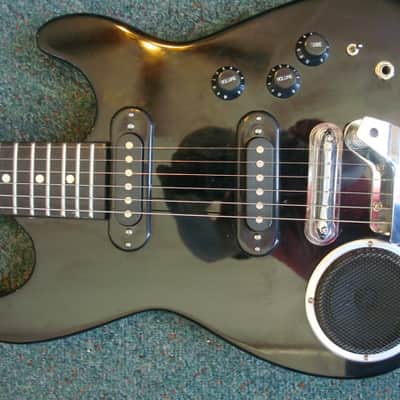 Synsonics Terminator Electric Guitar with Built-in Amp by Mattell image 3