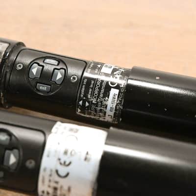 Shure UR4D Wireless Receiver w/ two UR2/SM58 Handheld Mics - L3 Band CG0128P image 22