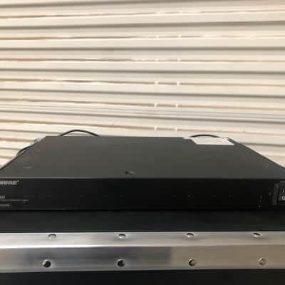 Shure UA845-SWB 5-Way Wideband UHF Antenna Splitter/Power Distribution System - Band G4 (470-952 MHz) image 1