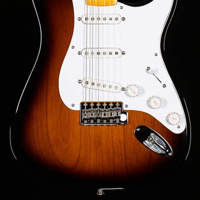 Fender 70th Anniversary American Vintage II 1954 Stratocaster 2-Color Sunburst (906) image 3