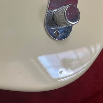 Fender American Professional Telecaster - White image 5