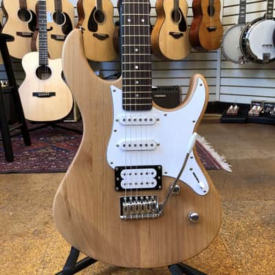 Yamaha PAC112V Pacifica Electric Guitar Yellow Natural Satin w/Coil-Split image 1