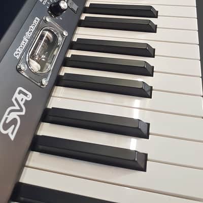 Korg SV1-88 Stage Vintage Digital Piano 2009 - Present - Black with White / Black Keys