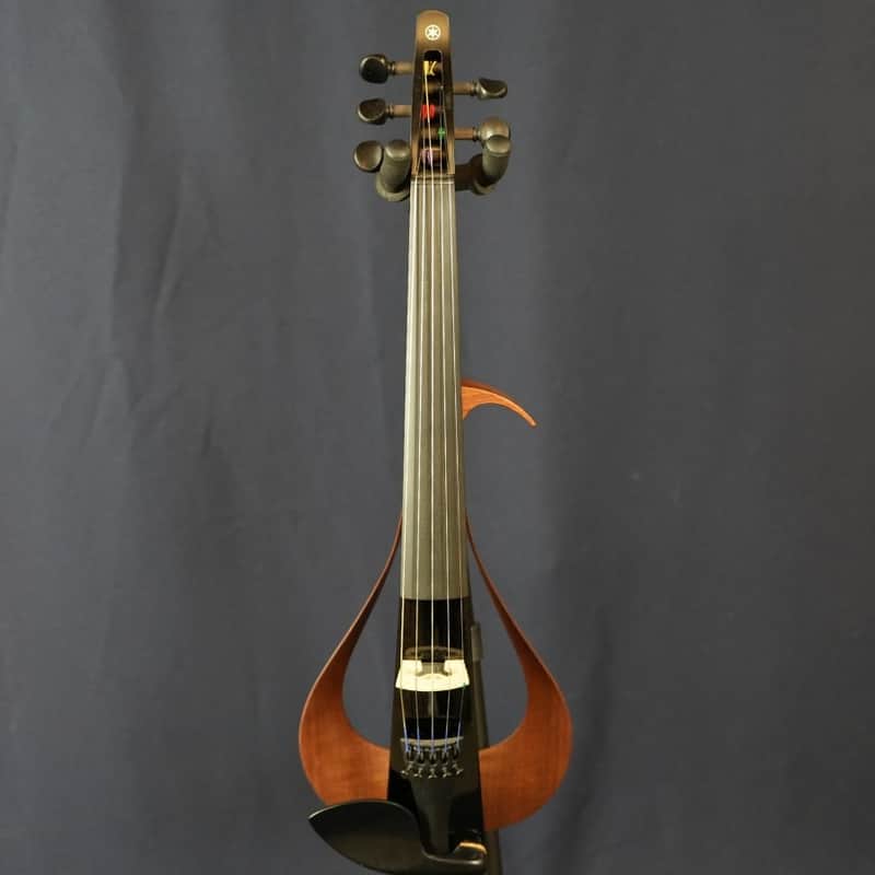Yamaha YEV-105 Electric 5 String Violin Black w/Case - Used