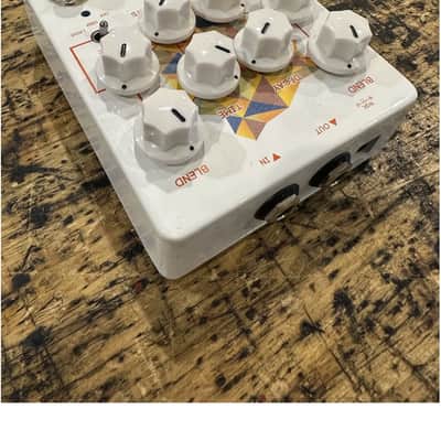 KEELEY Caverns V2 - Delay/Reverb image 2
