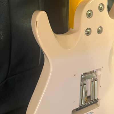Vola Guitars OZ 7T - Shell Pink image 6