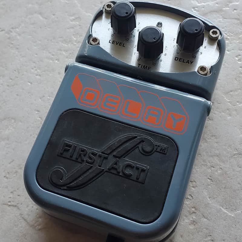 First Act Analog Delay image 1