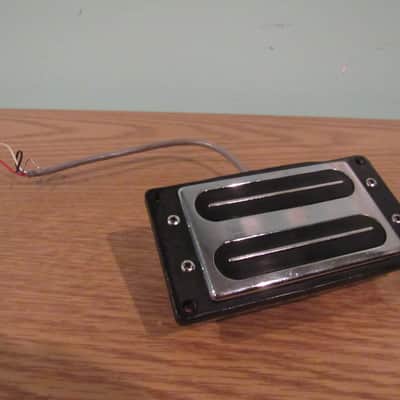 1982 Peavey T-40 Bass Neck Pickup image 1
