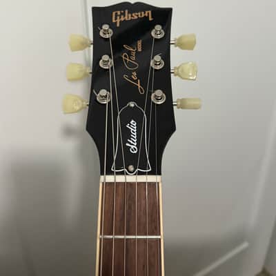 Gibson Les Paul Studio 2024 - Present - Wine Red image 4