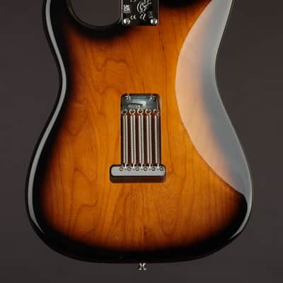 Fender Eric Johnson Stratocaster 2020s - 2-Tone Sunburst image 11