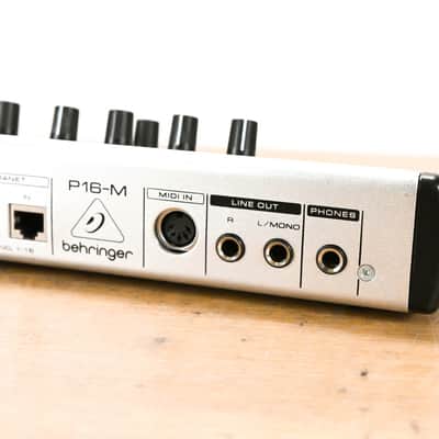 Immagine Behringer Powerplay P16-M 16-Channel Digital Personal Mixer CG01ZSZ - 6