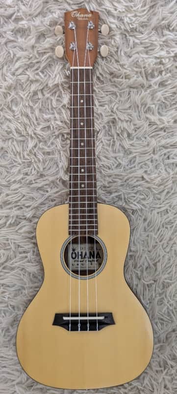 Ohana CKS-22E Solid Spruce Top Slim Body Elec/Acou Concert Ukulele w/Gig Bag -Blem image 1