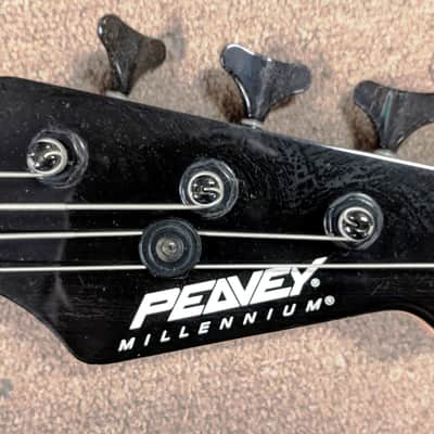 Peavey Millennium BXP 4 String Electric Bass Guitar, 34” Scale, J-Pickups Graphite Nut, Great Finish image 7