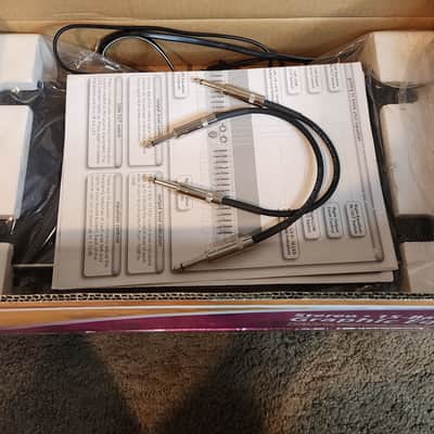 Realistic RadioShack 32-2059 is a dual 15-band stereo graphic equalizer 80s - Silver image 3