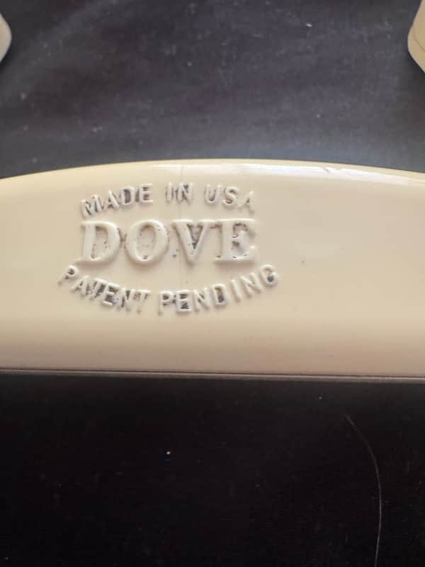 Unknown Dove Tambourine 80’s or early 90’s - Off white image 1