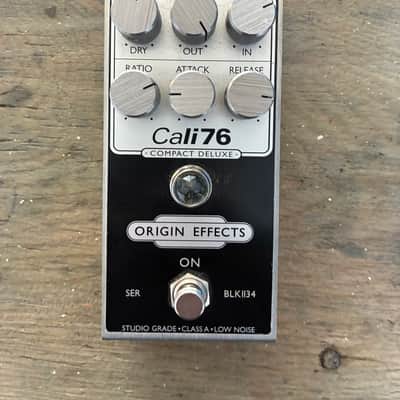 Origin Effects Cali76 Compact Deluxe Compressor Limited Edition - 10th Anniversary 2022 - Laser Engraved Silver image 1
