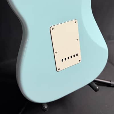 Squier FSR Classic Vibe 70's Stratocaster Electric Guitar Sonic Blue Finish (037) image 11