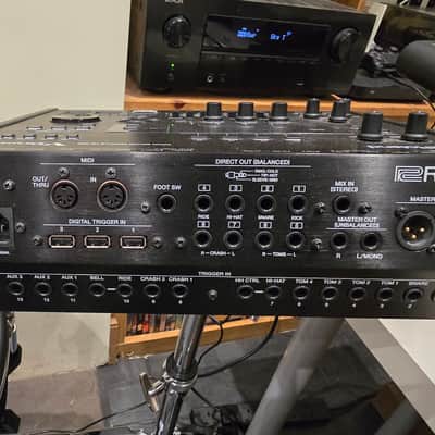 Roland TD50X V-Drum Sound Module Inc Mount & Flight case image 3