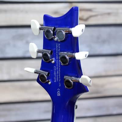 PRS SE Custom 24-08 Quilt 24-Fret Electric Guitar Lake Blue with Gigbag image 6