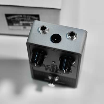 Dominion Electric Faceless Fuzz Germanium RCA 2N404 image 2