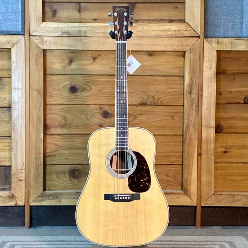 Martin Standard Series HD-35 | Reverb Canada