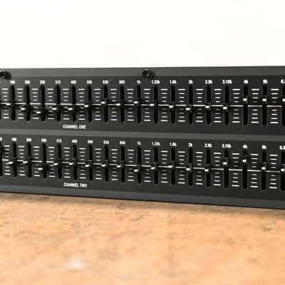 dbx 231 Dual-Channel 31-Band Graphic Equalizer CG01VRH image 3