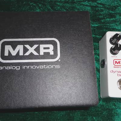 MXR M282 Dyna Comp Mini Bass Compressor. Mint! image 2