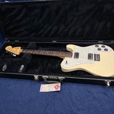 Fender Chris Shiflett Telecaster Deluxe in Arctic White Pre-owned with Case image 18