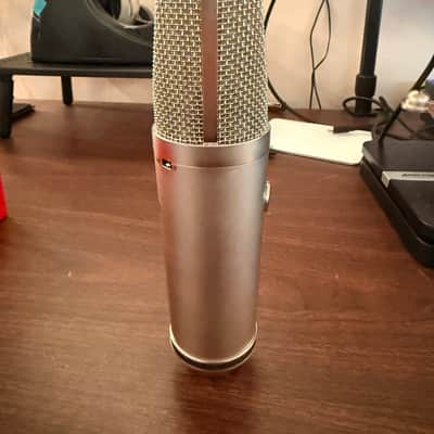 Warm Audio WA-87 R2 Large Diaphragm Multipattern Condenser Microphone 2020 - Present - Nickel image 4