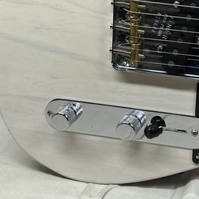 Fender USA Custom Shop '51 1951 Reissue Nocaster NOS Telecaster Guitar with COA + Case 2018 - White Blonde / Maple neck image 6