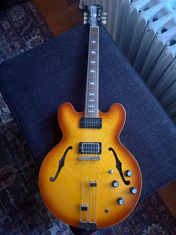 EPIC SAVINGS! Epiphone Riviera - P94: $175.50 OFF!
