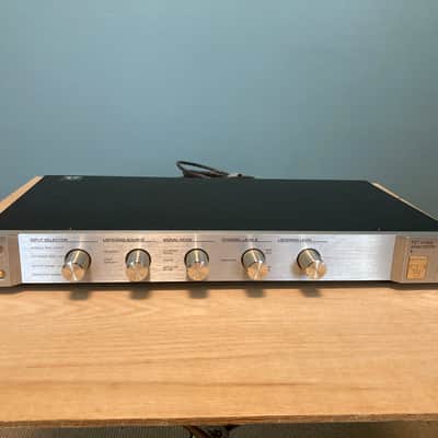Threshold FET 9/e Stereo Preamplifier Early 1990s - Silver image 1