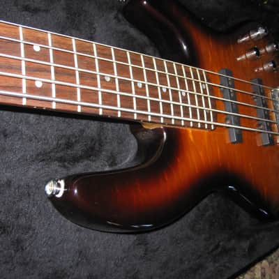 Fender Deluxe 24 Jazz Bass Quilted Maple image 4