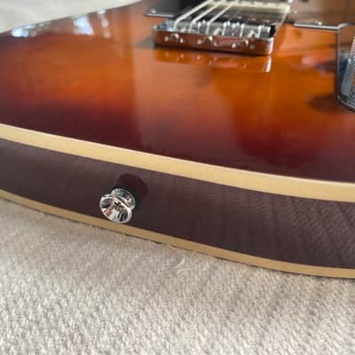 Squier Paranormal Custom Nashville Stratocaster - Chocolate 2-Color Sunburst image 8