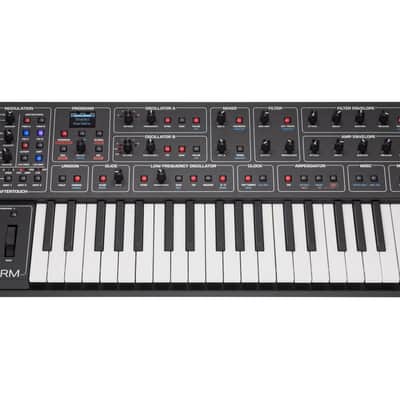 Sequential Fourm 4-Voice Analog Keyboard Synthesizer [DEMO] image 2