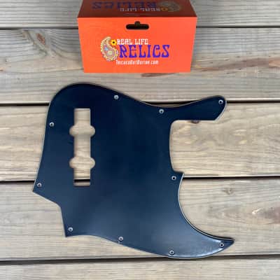 Real Life Relics Aged Jazz J Bass® Pickguard Black 3 Ply 10 Hole  [PGD1]