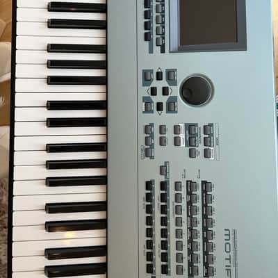 Yamaha Motif XS 8 Production Synthesizer 2000s - Gray image 6