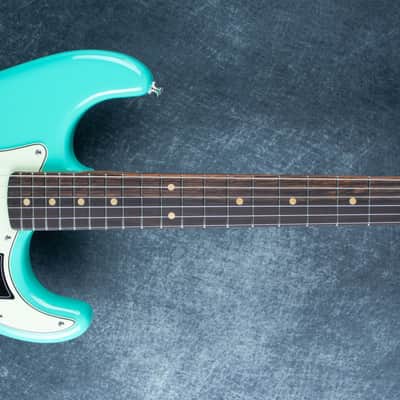 Fender Vintera III Early 60 Strat Rosewood Sea Foam Green MX26012273 image 2