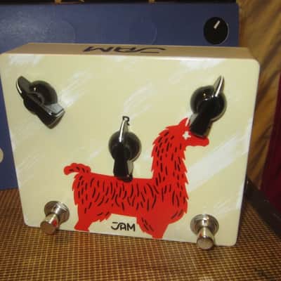 ~2025 JAM Llama Delay Xtreme Hand Painted White and Red image 1