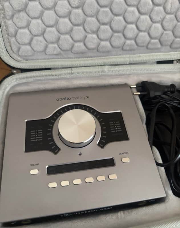 Universal Audio Apollo Twin X Duo Gen 2 Thunderbolt Audio Interface 2024 - Present - Silver image 1