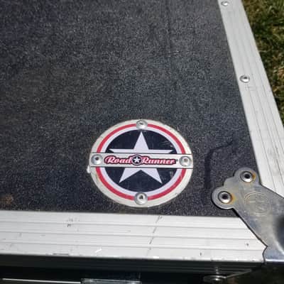 Roadrunner Flight Case 88 Key Keyboard + Synth Road Coffin Case with Casters image 4