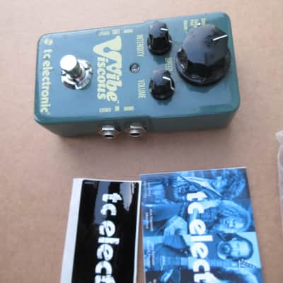 TC Electronic Viscous Vibe Guitar Pedal with Box Manual Cord Etc Univibe Pedal image 4